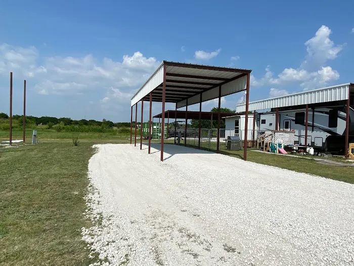 R&P STORAGE AND RV PARK Picture 7