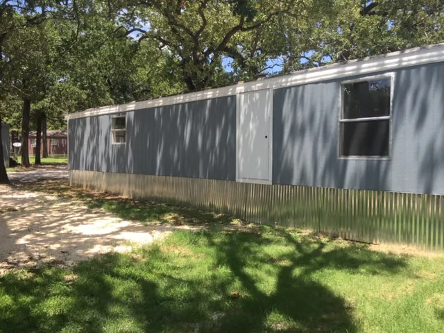 Hidden Oaks Mobile Home Park Picture 9