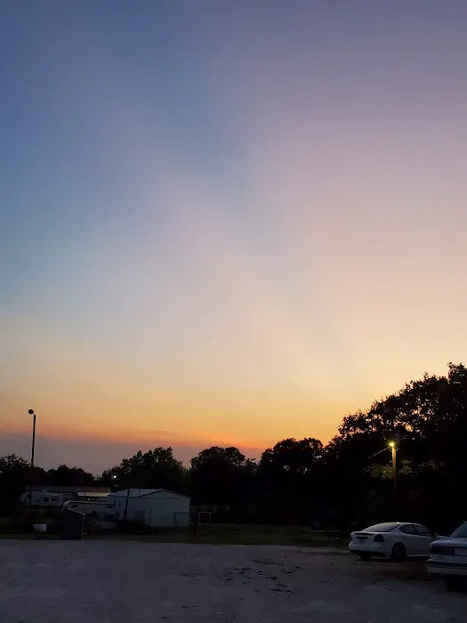 Lil Bit Country RV Park Picture 6