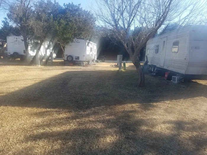 Diamond B RV Park Picture 9