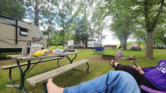 Camp S'more Campground Picture 9