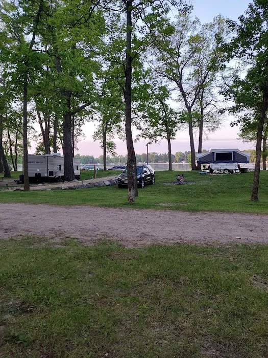Crow Wing Lake Campground Picture 9