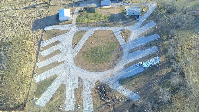 933 RV Park Picture 5