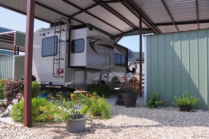 Fox Run RV Living LLC Picture 7