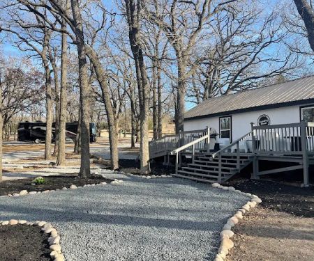 Cozy Hill Rv and Cabin Retreat