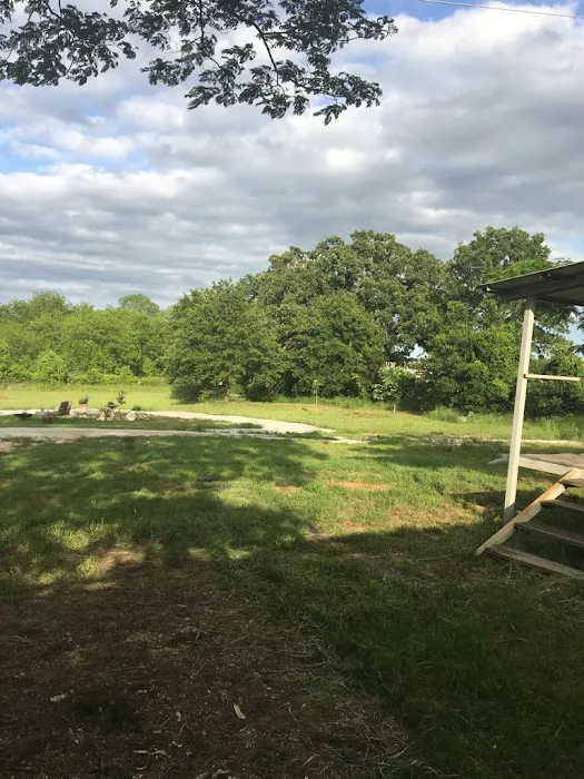 Ranger Land RV Park Picture 5