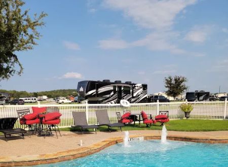 Coffee Creek RV Resort and Cabins