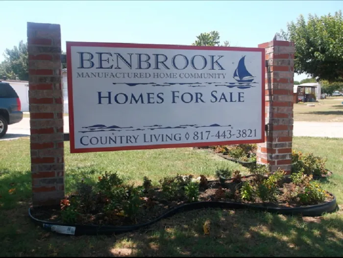 Benbrook Village Picture 4