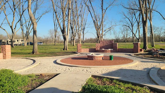 Grand Ecore RV Park Picture 6