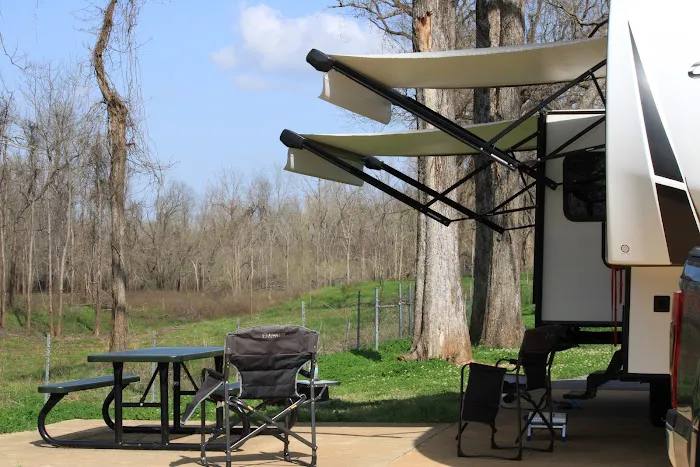 Grand Ecore RV Park Picture 8