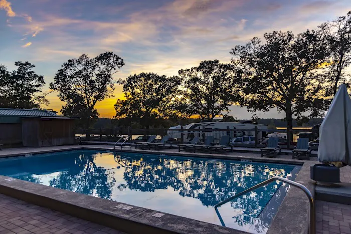 Twin Lakes Camp Resort Picture 4