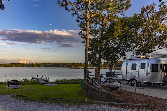 Twin Lakes Camp Resort Picture 8