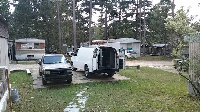 Pine Hill Mobile Home Park Picture 2