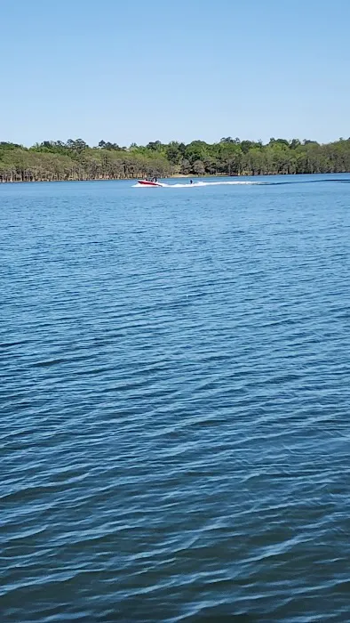 Lake Jackson RV Park Picture 3