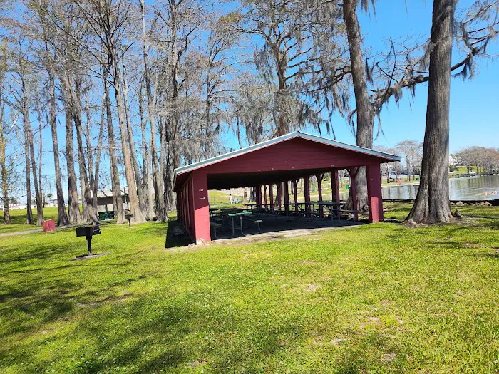 Lake Jackson RV Park Picture 2