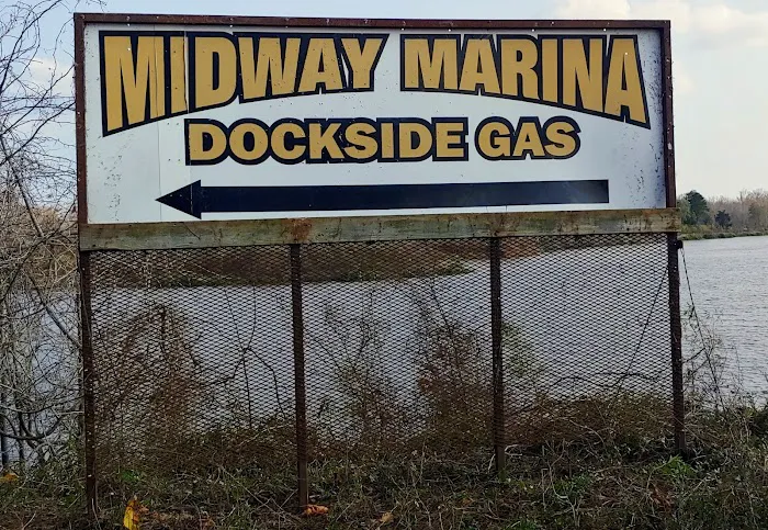 Midway RV Park & Marina Picture 6