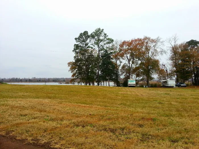Montgomery RV Park Picture 9