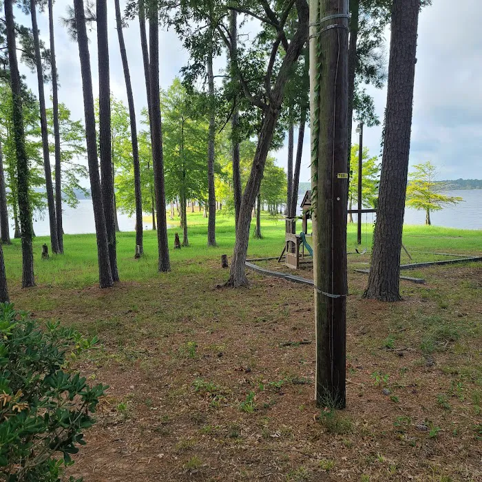 Mill Creek Bay RV Park Picture 5