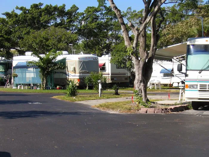 Paradise Island RV Resort Picture 10