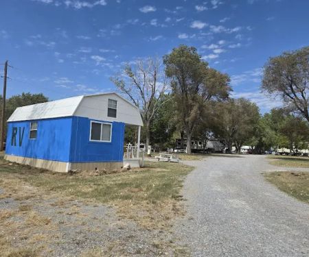 Cottonwood RV Family Park