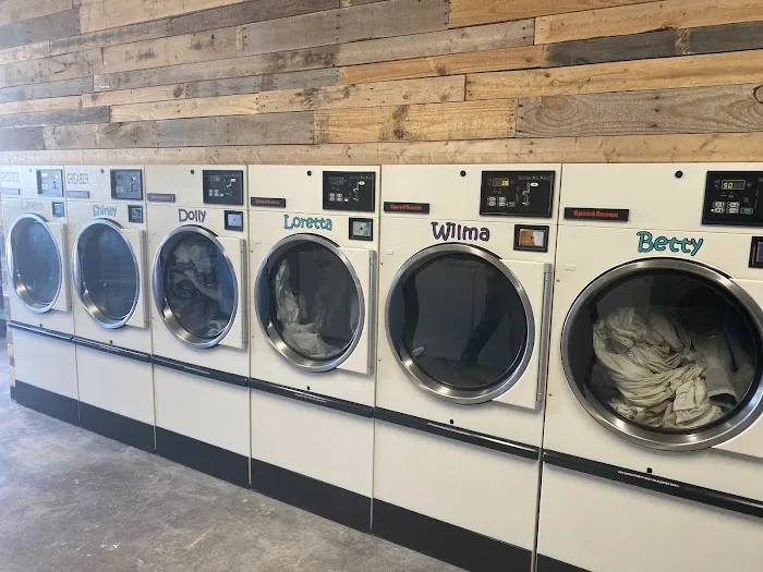 HomeTown RV, Laundromat, and Storage Picture 9