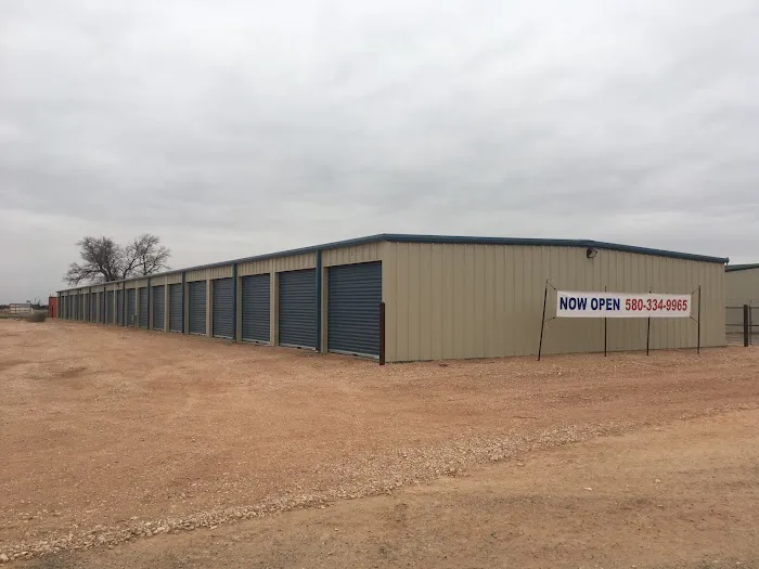 HomeTown RV, Laundromat, and Storage Picture 2