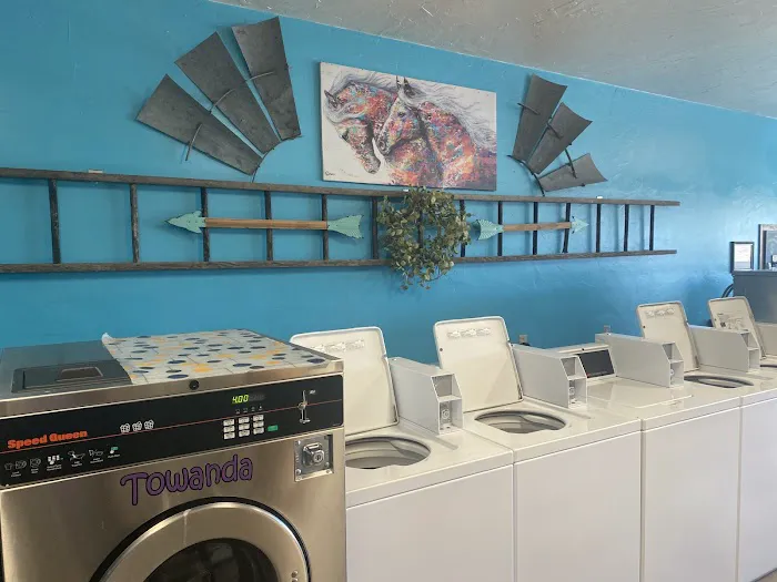 HomeTown RV, Laundromat, and Storage Picture 10