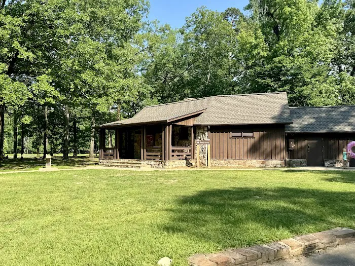 Lake Sylvia Campground Picture 9
