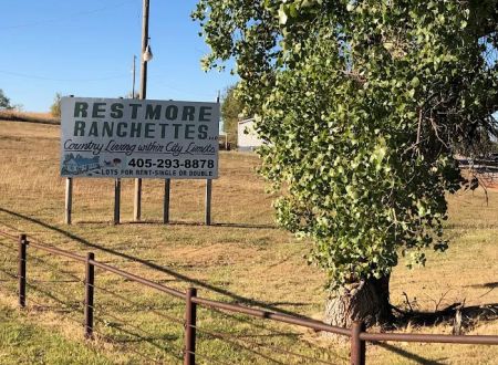 Restmore Ranchettes Mobile Home and RV Park