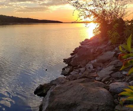 Quarry Cove Park