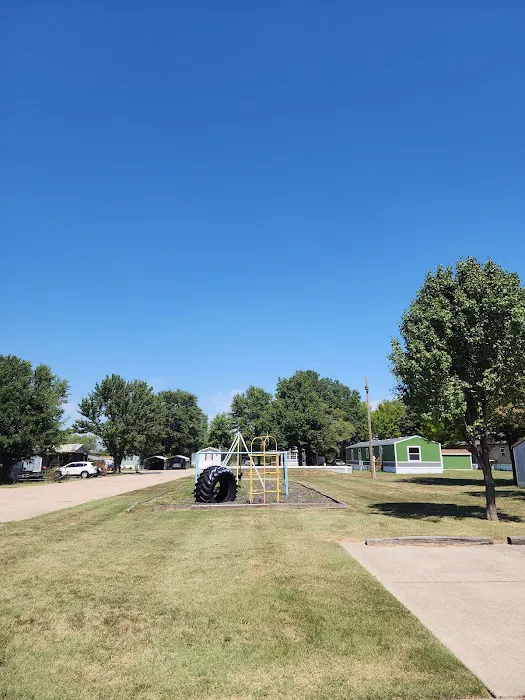 Country Aire Mobile Home Park Picture 8