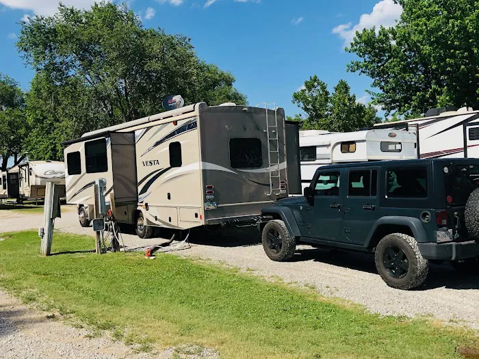 All Seasons RV Park Picture 7