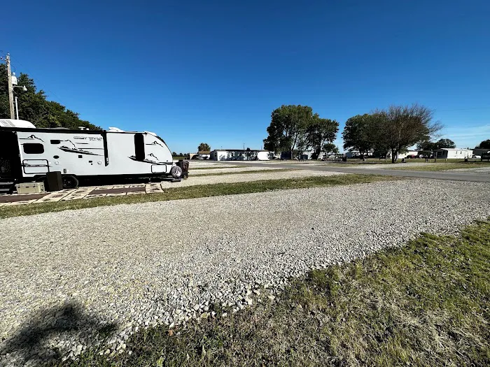 Maple Village Manufactured Home Community Picture 10