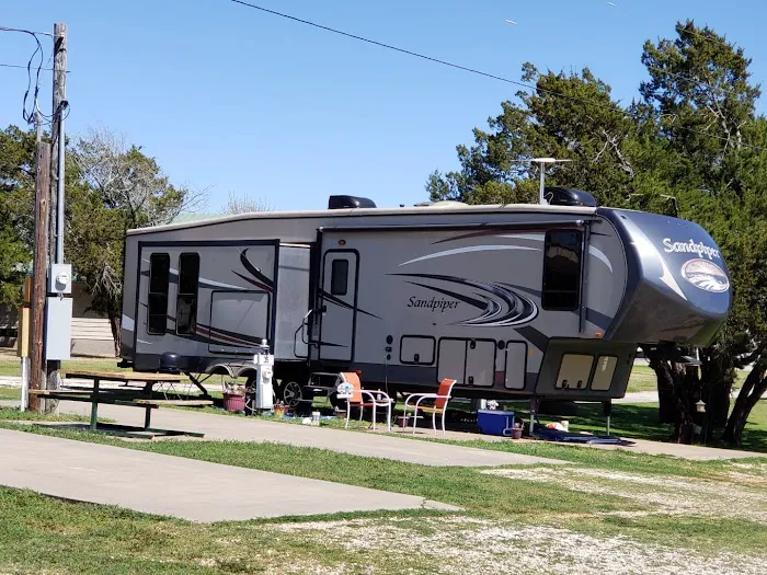 Lake Life RV Park - Lake Whitney Picture 7