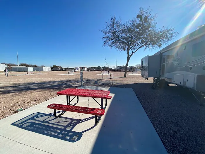 Lake Whitney RV Park Picture 5