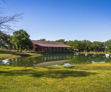 Waco Creekside Resort