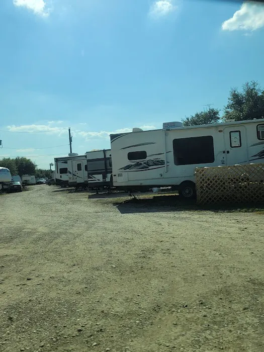 Waco RV Resort Picture 1