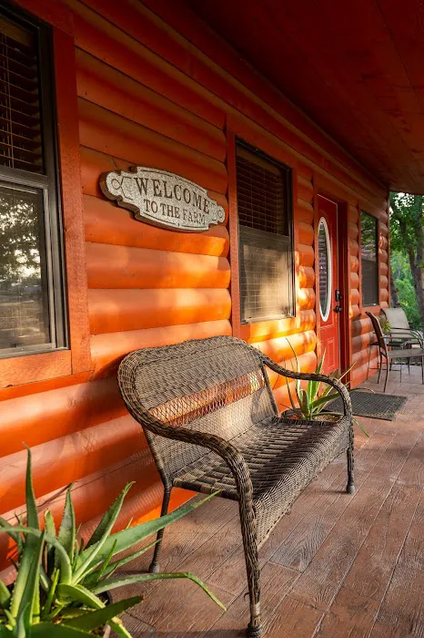 Nicole Creek Cabins and RV Park Picture 1