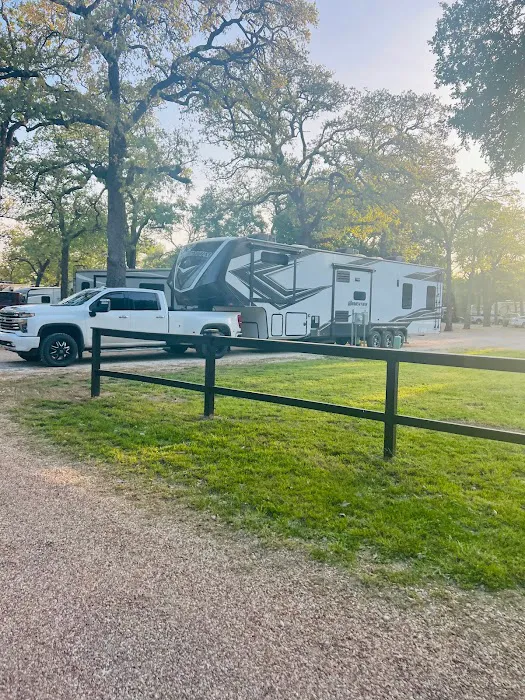 Magnolia RV Resort Picture 8