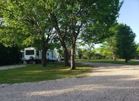 Lake Creek RV Campground