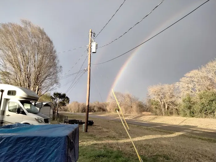 Clover Leaf Mobile Home Estate Picture 5