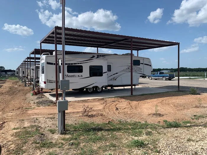 Bellringer's RV Park, Storage and Parts Picture 2