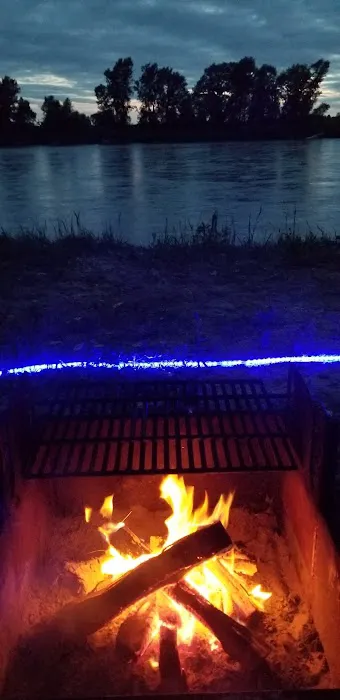 Cottonwood Campground Picture 9