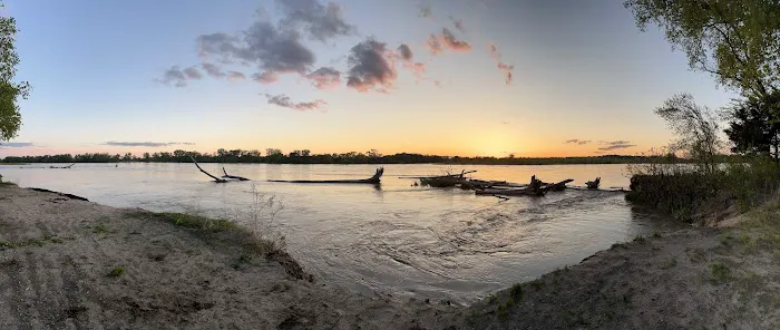Riverside Campground Picture 7