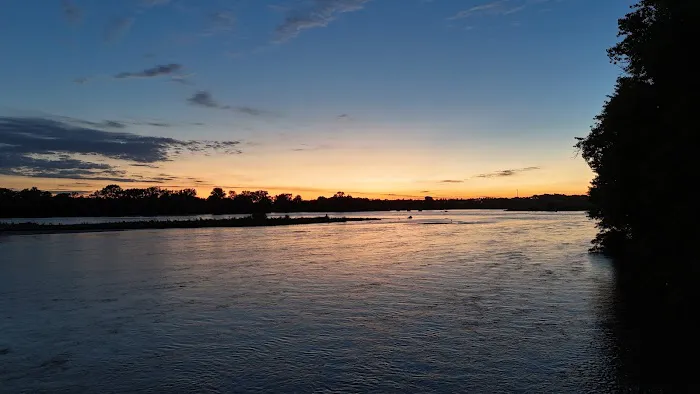 Riverside Campground Picture 1