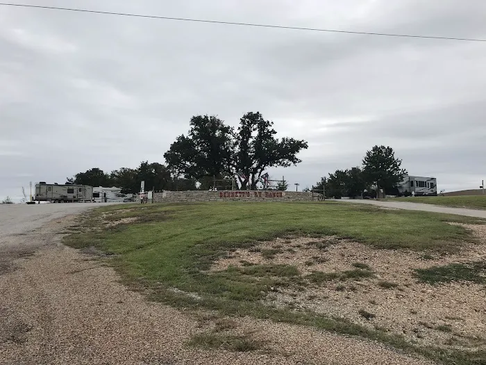 Bennett's RV Ranch Picture 7