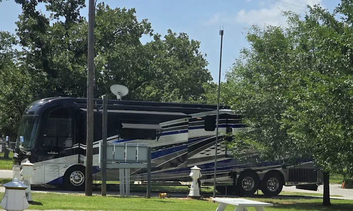 Bennett's RV Ranch Picture 5