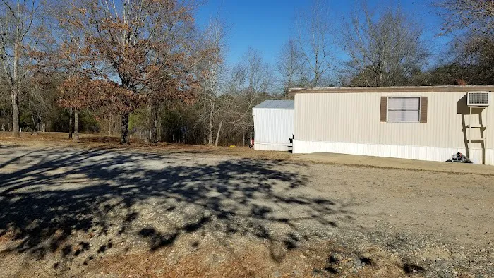 Wainwright Mobile Home Park Picture 5