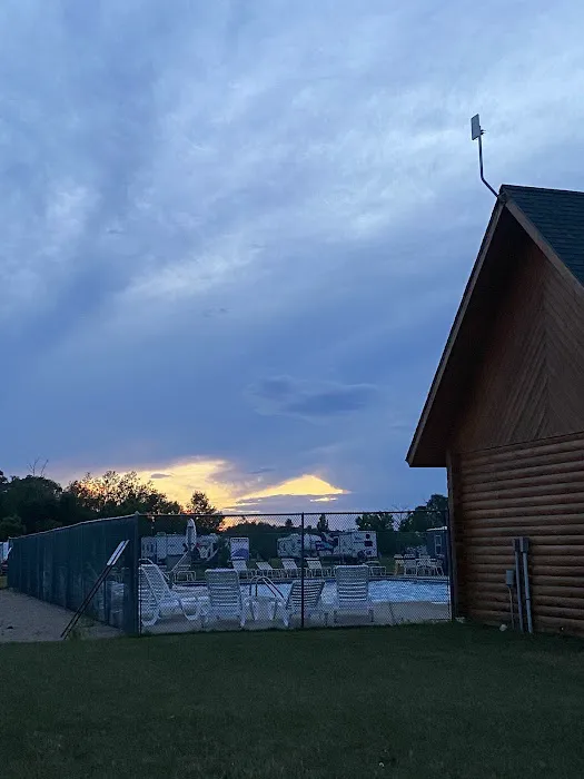 Lazy Days Campground Picture 6