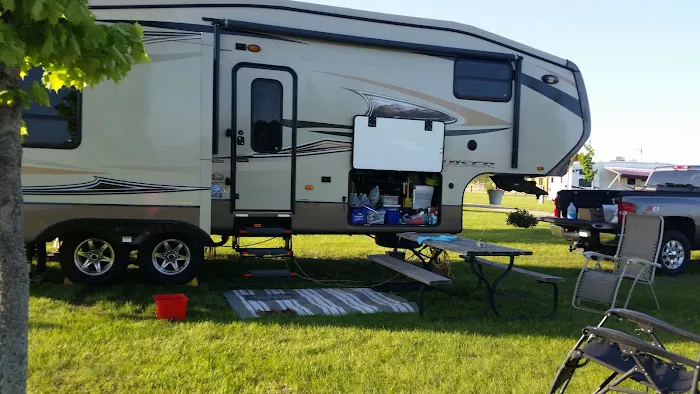 Lazy Days Campground Picture 5